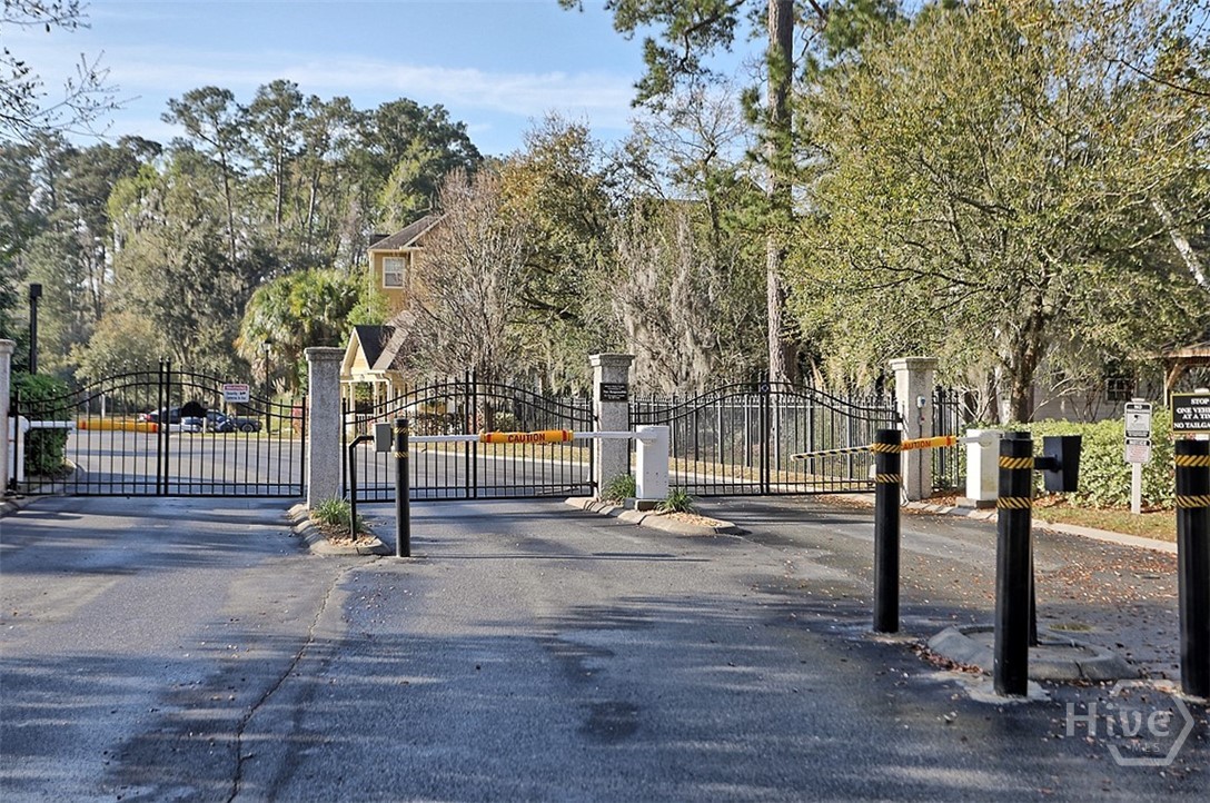 1304 Walden Park Drive Property Photo 44