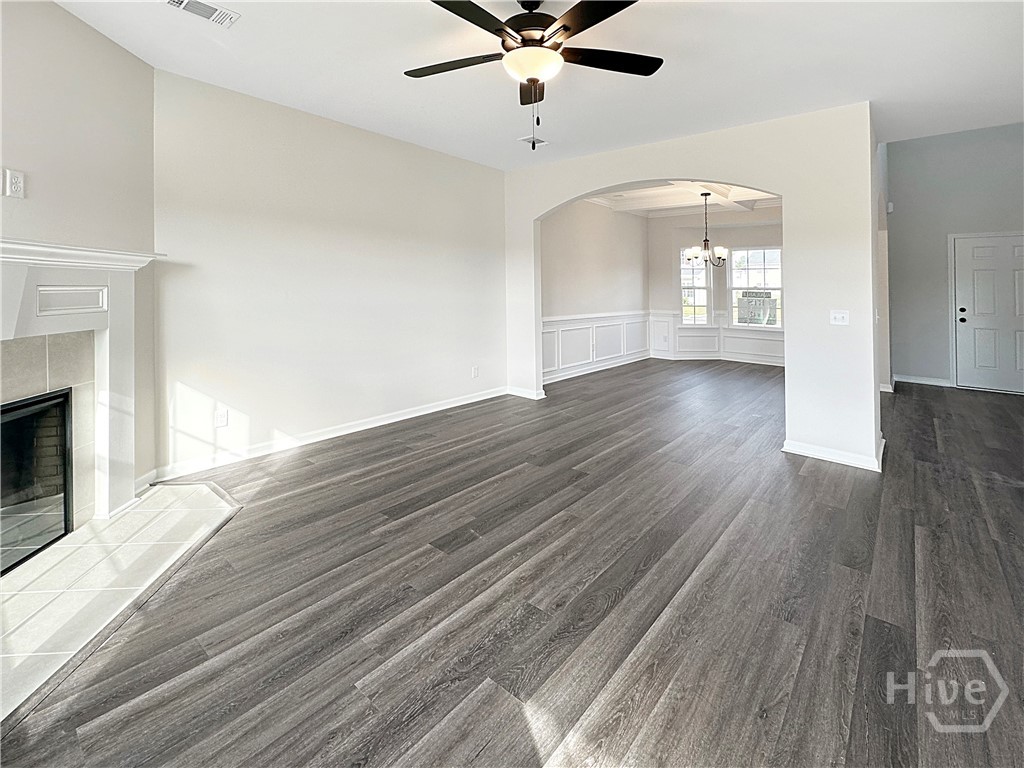 214 Pitchline Drive Property Photo 3
