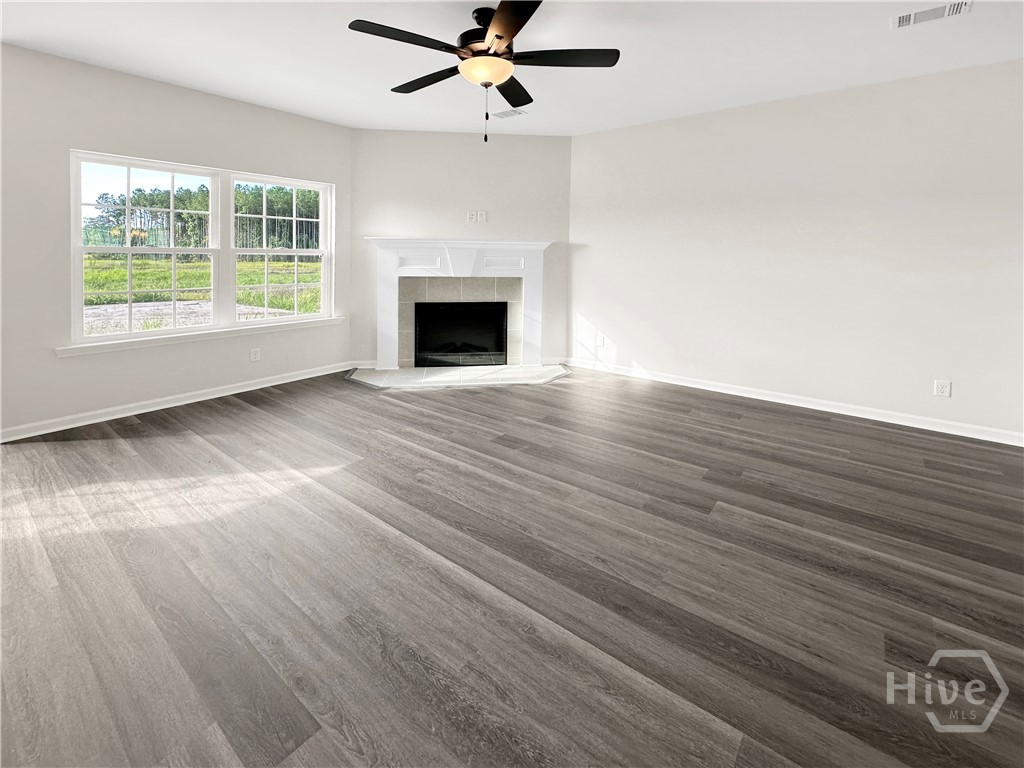 214 Pitchline Drive Property Photo 4