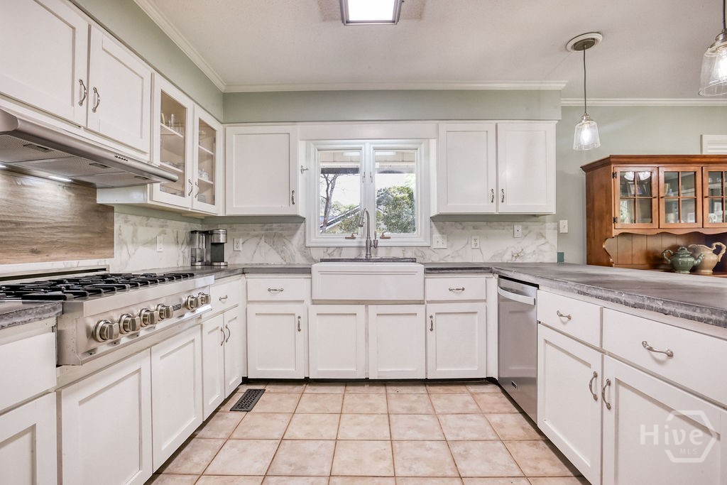 7 Wesley Crossing Property Photo 16