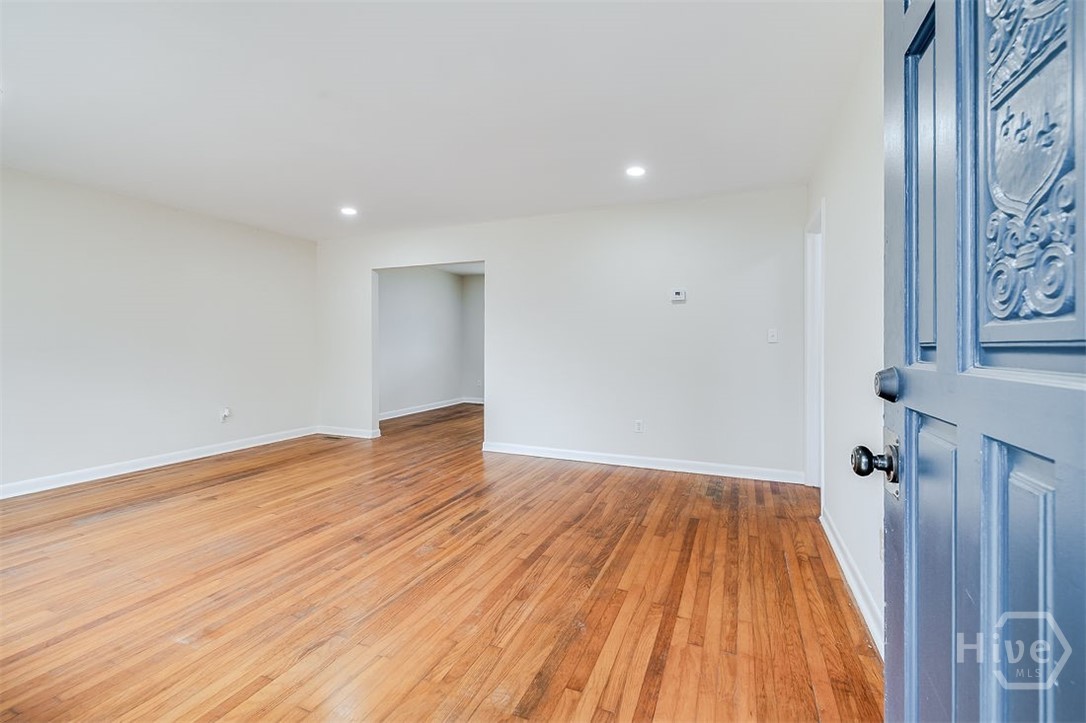 2105 Saint Johns Ave Property Photo 5
