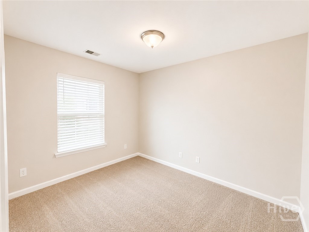 240 Summer Hill Way Property Photo 9