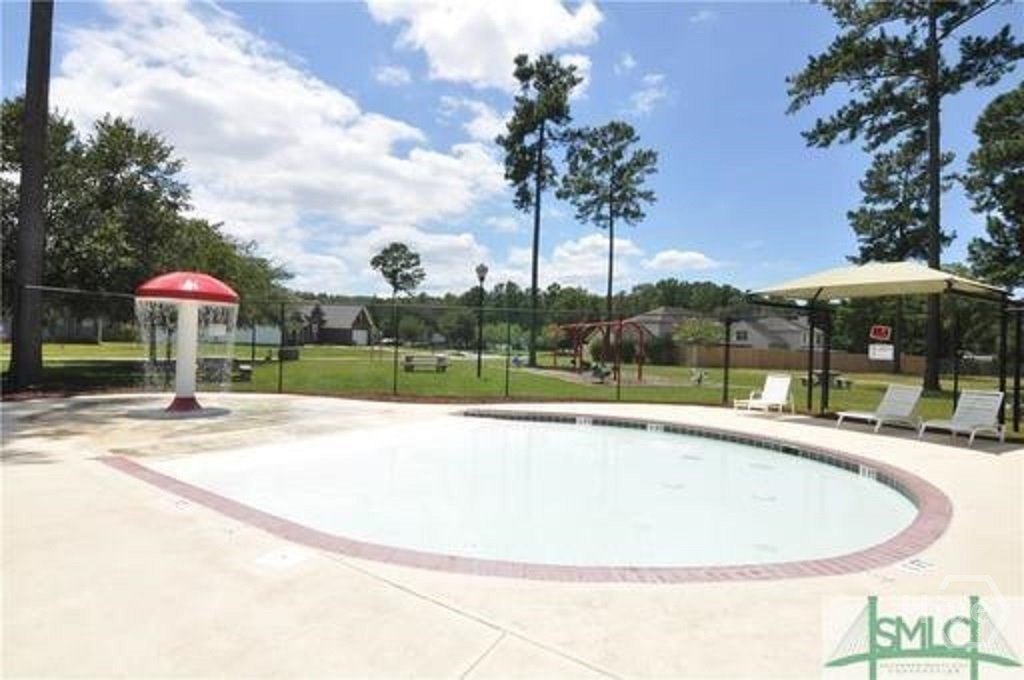 240 Summer Hill Way Property Photo 14