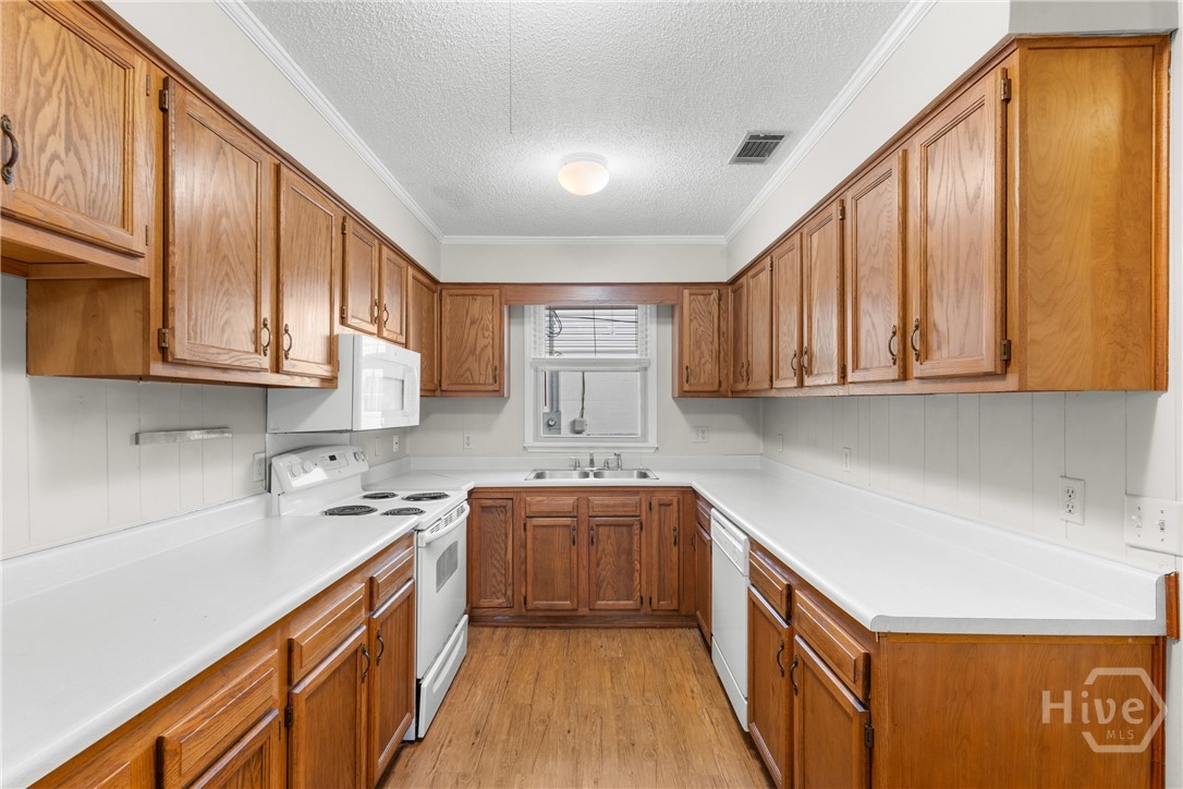 912 Jones Avenue Property Photo 14