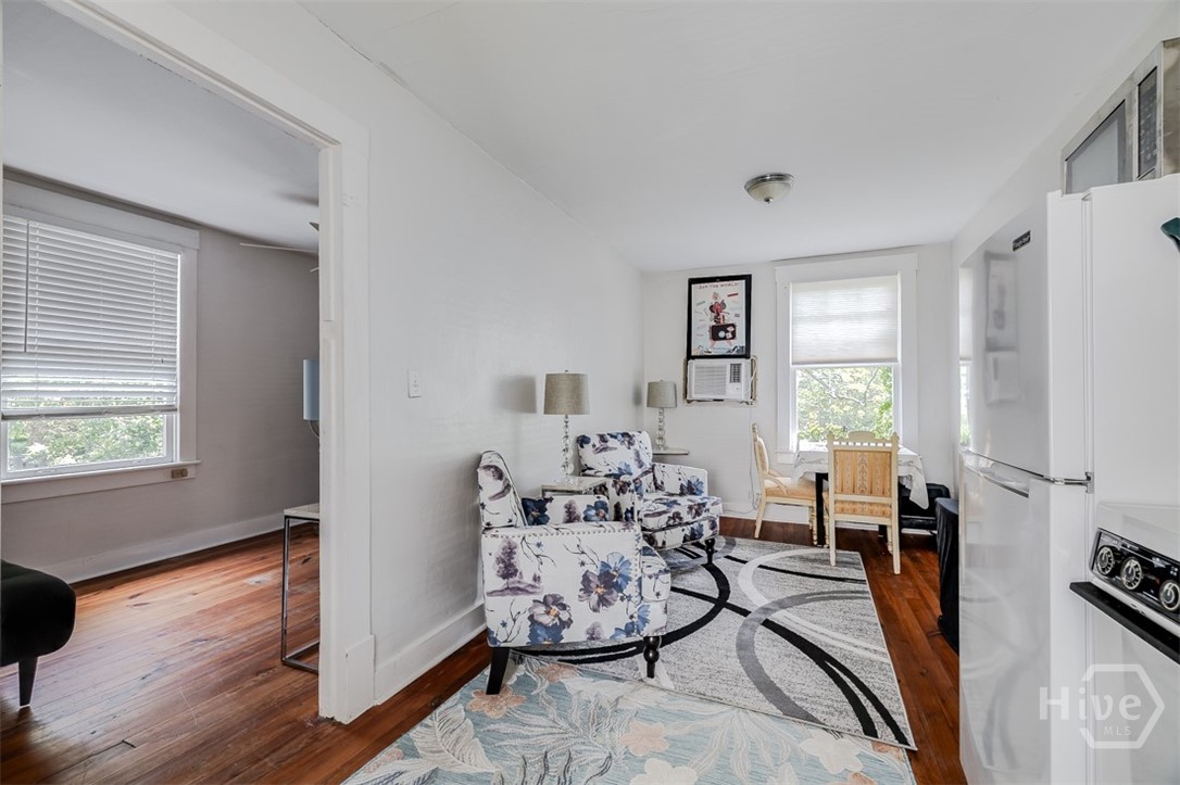 37 E 50th Street Property Photo 59