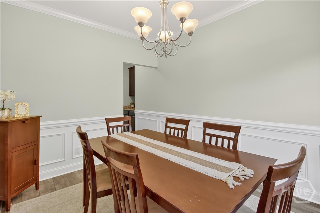 460 Dalcross Drive Property Photo 16