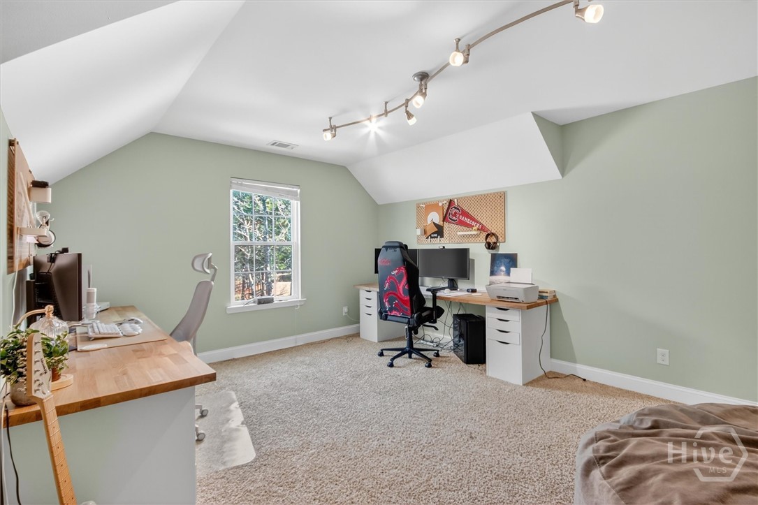460 Dalcross Drive Property Photo 39