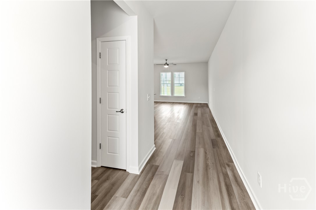107 Pinebury Road Property Photo 3