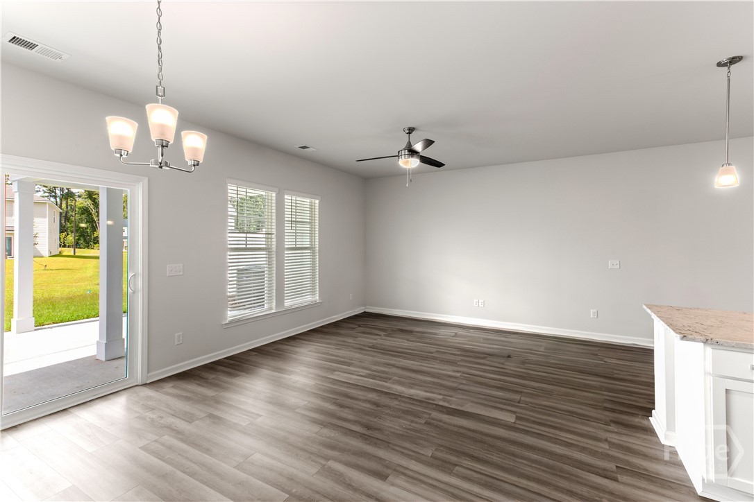 107 Pinebury Road Property Photo 10
