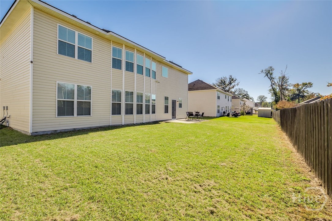 2 Oak Aly Property Photo 43