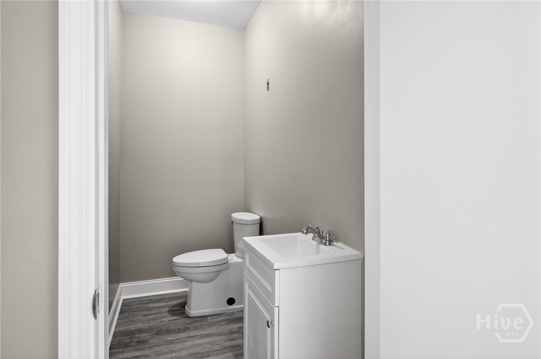 340 Eisenhower Drive 1600 Unit E Property Photo 12