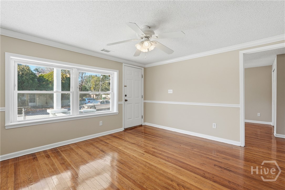 4124 4th Street Property Photo 7