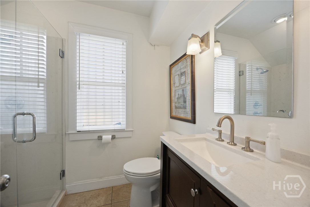512 Tattnall Street Property Photo 44