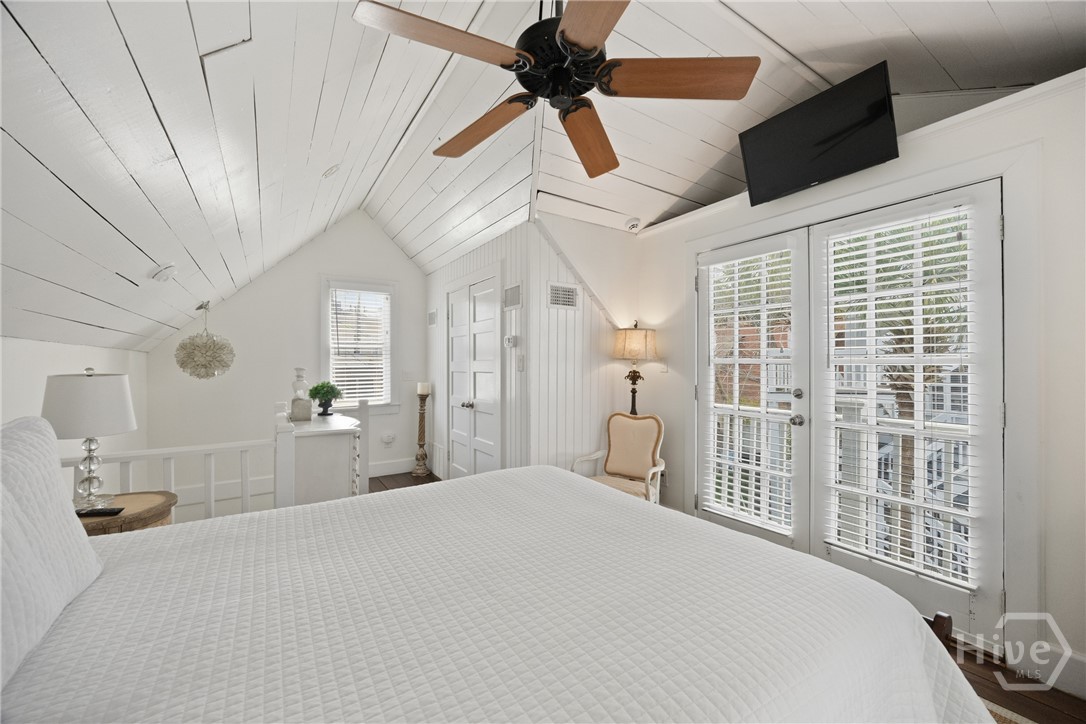 512 Tattnall Street Property Photo 48