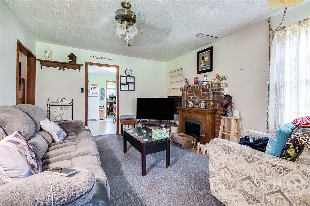 410 Newton Road Property Photo 15