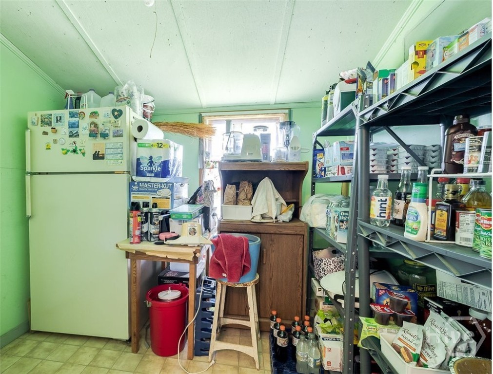 410 Newton Road Property Photo 29