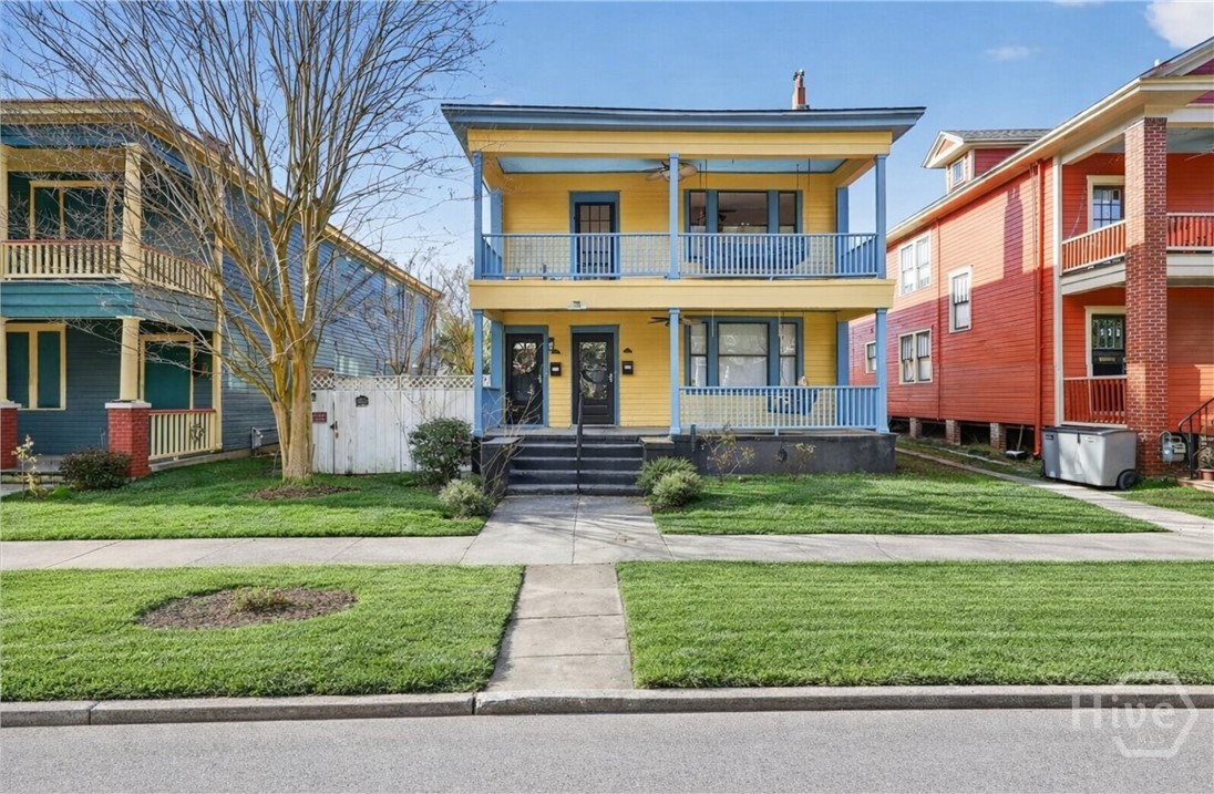 515 E Duffy Street Property Photo 4