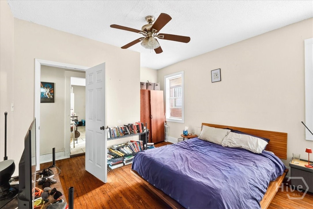 515 E Duffy Street Property Photo 26