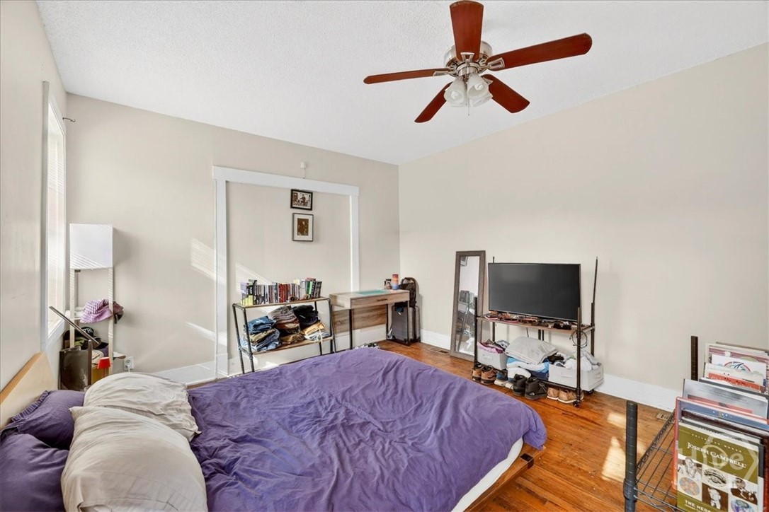 515 E Duffy Street Property Photo 27