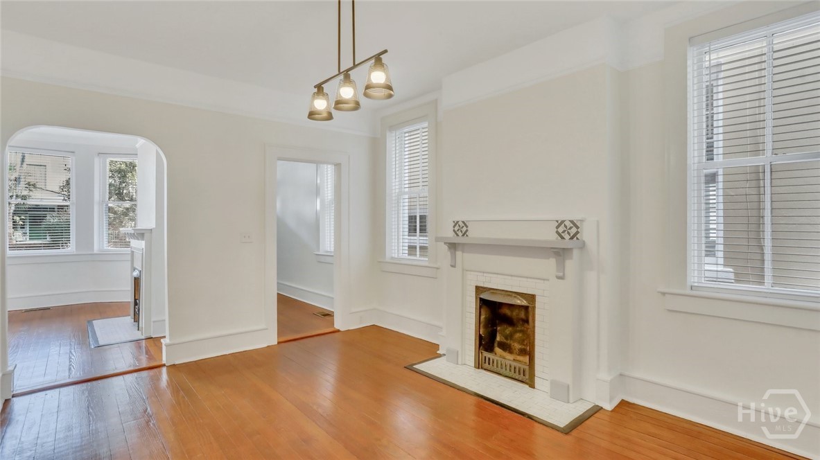 923 E Park Avenue Property Photo 10