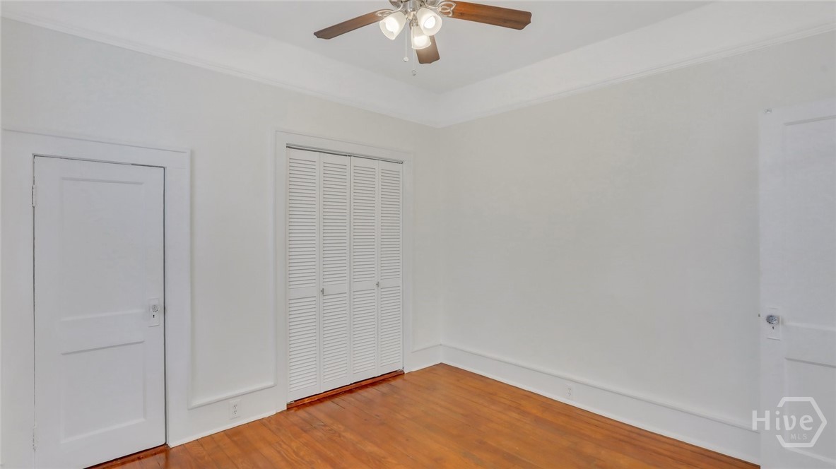 923 E Park Avenue Property Photo 14
