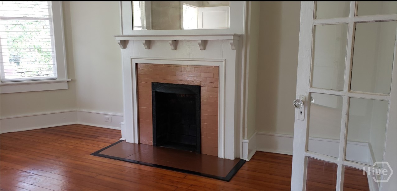 923 E Park Avenue Property Photo 23