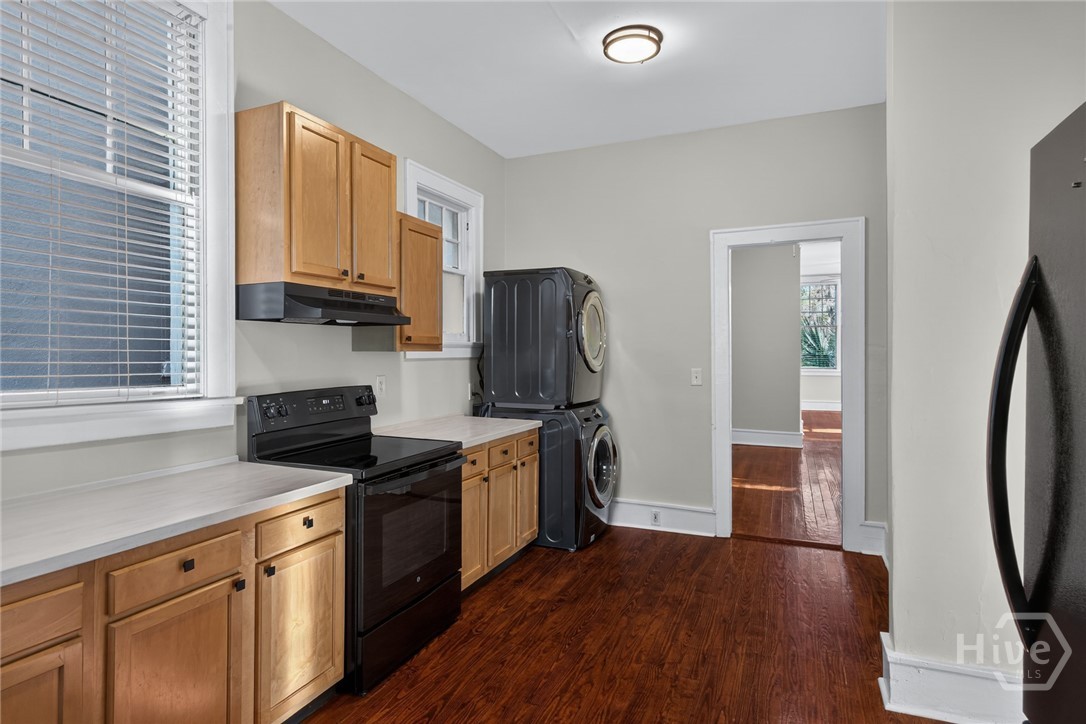 923 E Park Avenue Property Photo 39