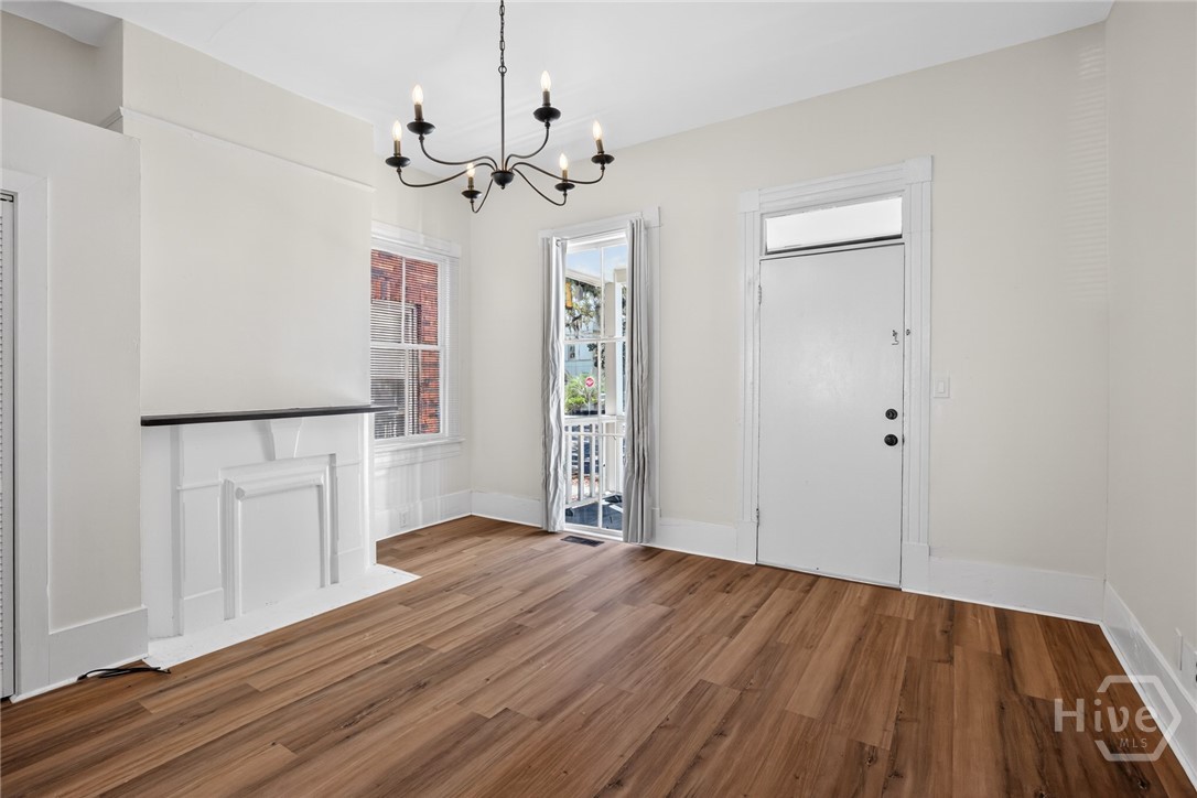 22 E 37th Street Property Photo 7