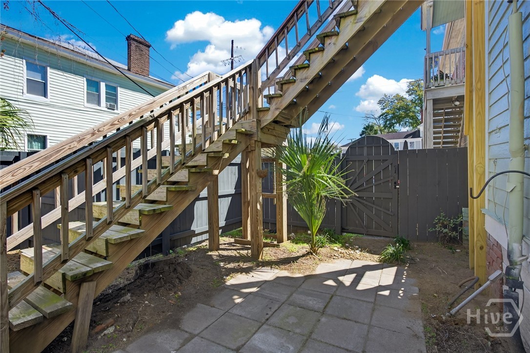 22 E 37th Street Property Photo 35