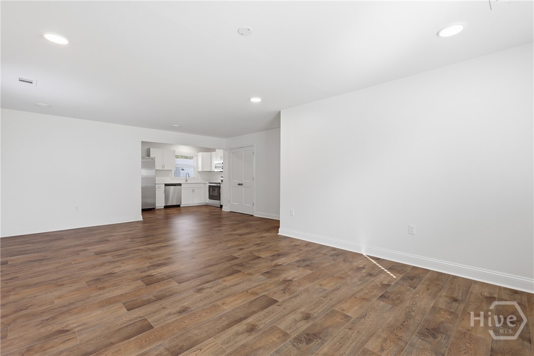 1520 Audubon Drive Property Photo 6
