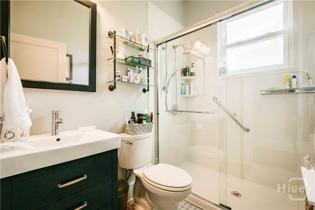 309 E 34th Street Property Photo 19