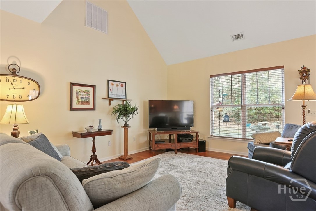 165 Regency Circle Property Photo 11