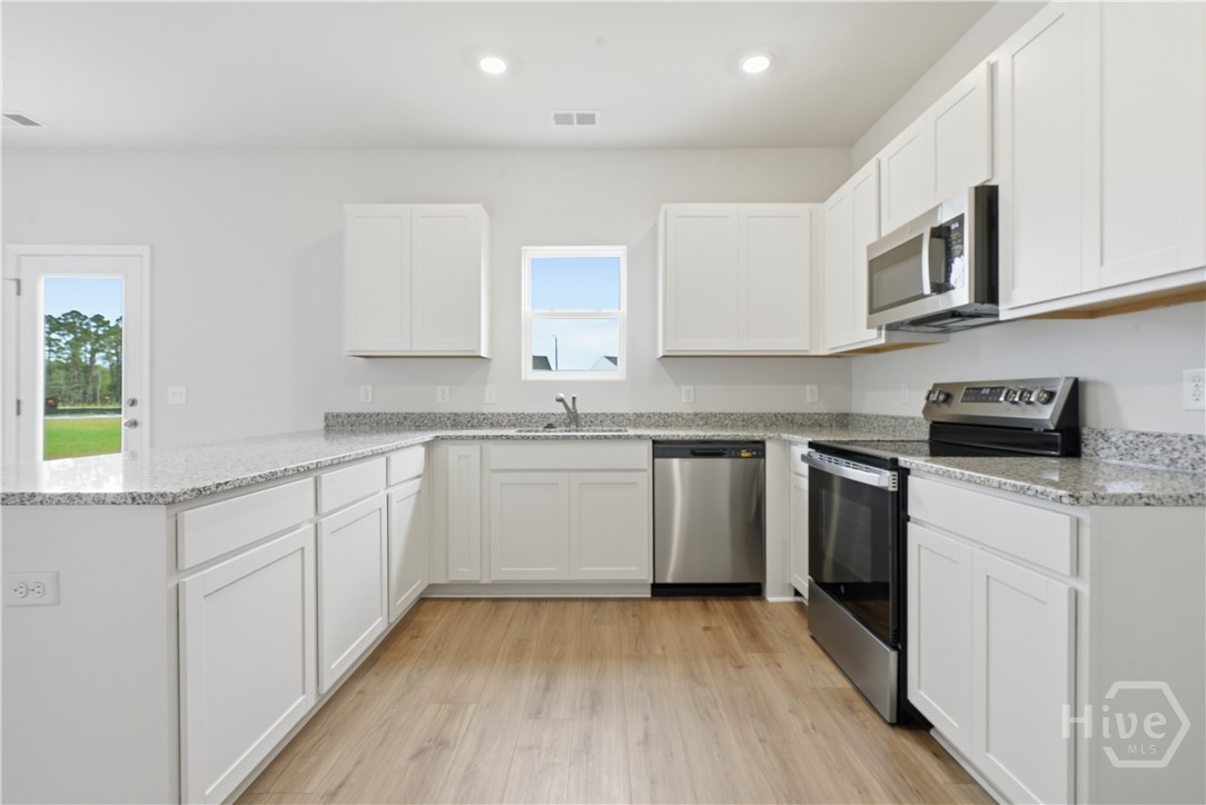 112 Daylily Drive Property Photo 10