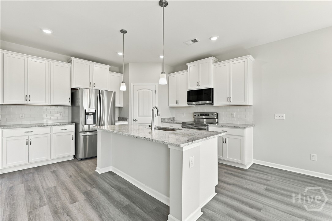 197 Brookline Drive Property Photo 10