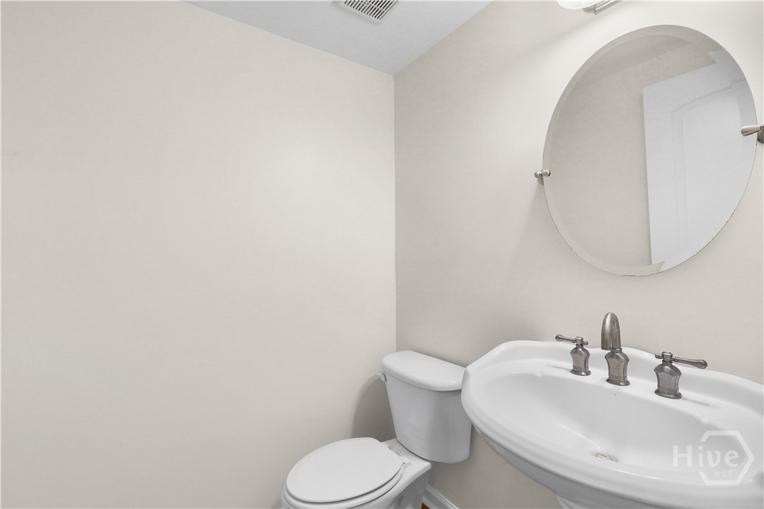 7506 Central Avenue Property Photo 10