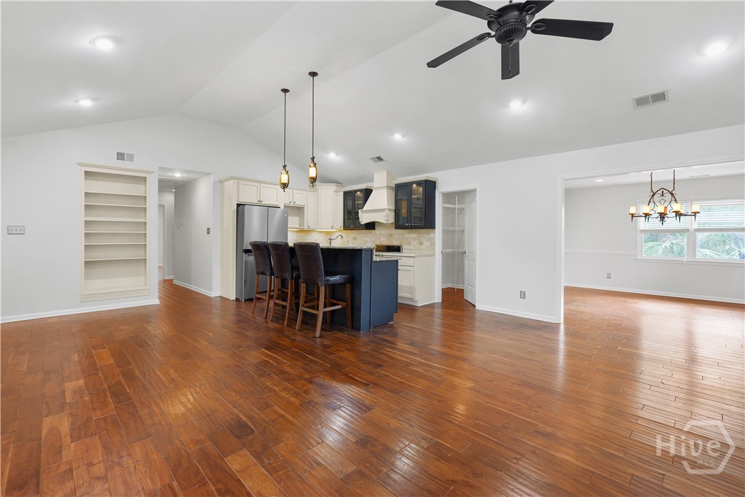 7506 Central Avenue Property Photo 15