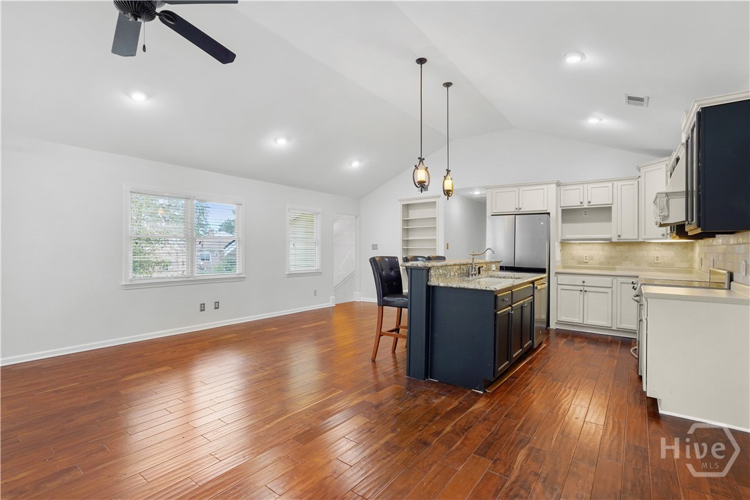7506 Central Avenue Property Photo 16