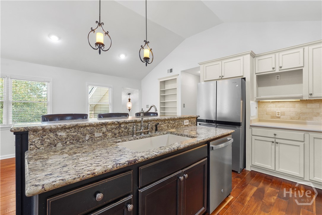 7506 Central Avenue Property Photo 18