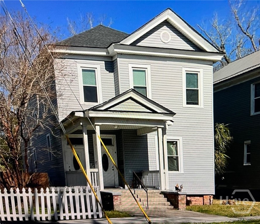 806 E Park Avenue Property Photo 1