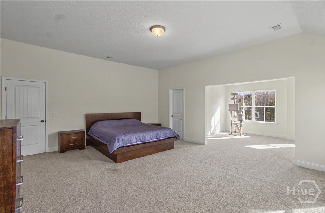912 Meloney Drive Property Photo 19