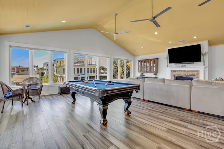 14 17th Street Property Photo 3