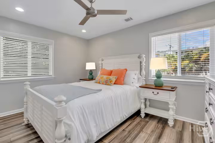 14 17th Street Property Photo 10