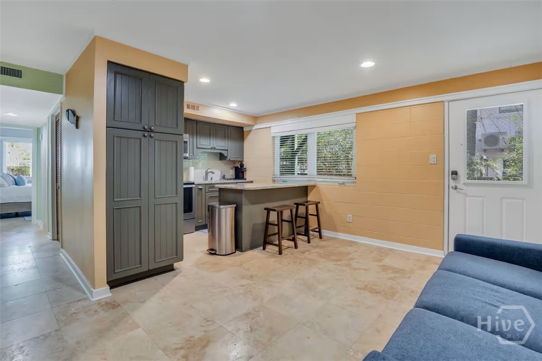 14 17th Street Property Photo 12