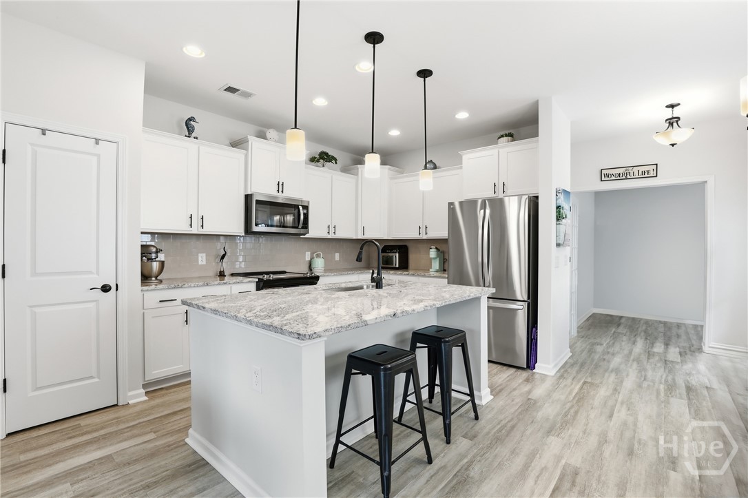 127 Danbury Court Property Photo 10