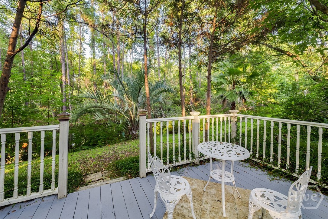 6 Cedar View Court Property Photo 8