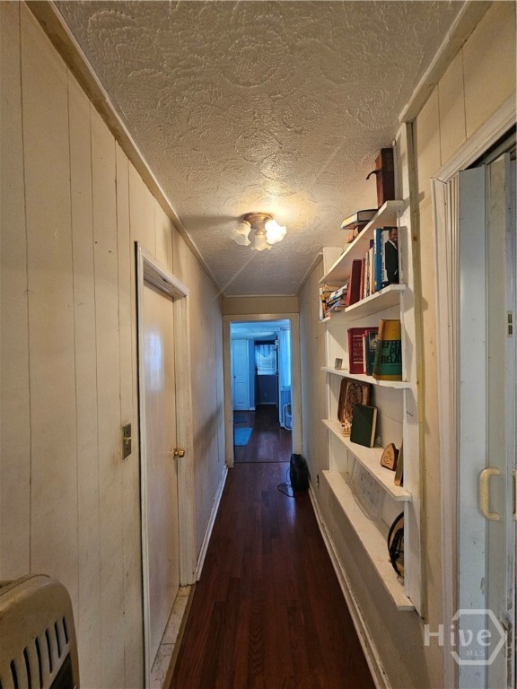 906 E 38th Street Property Photo 23