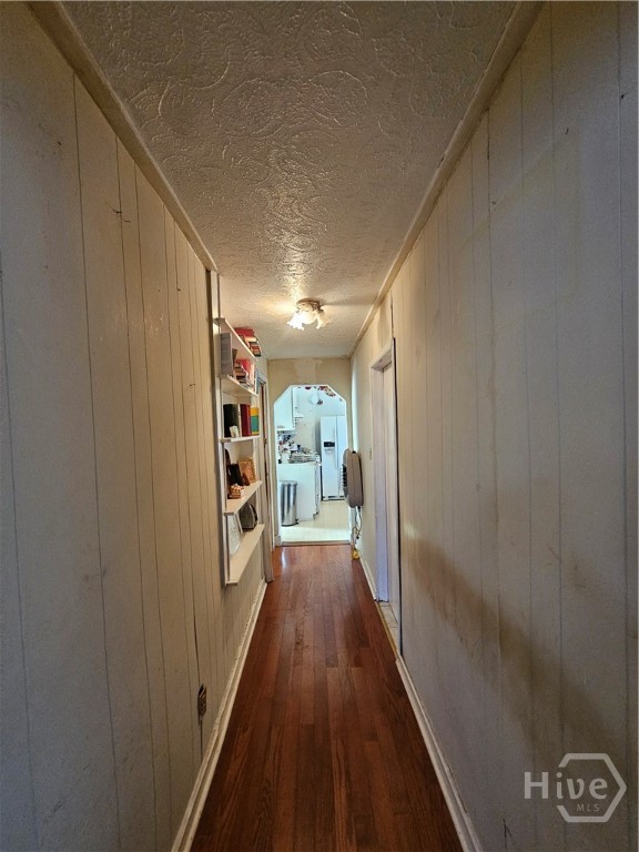 906 E 38th Street Property Photo 24