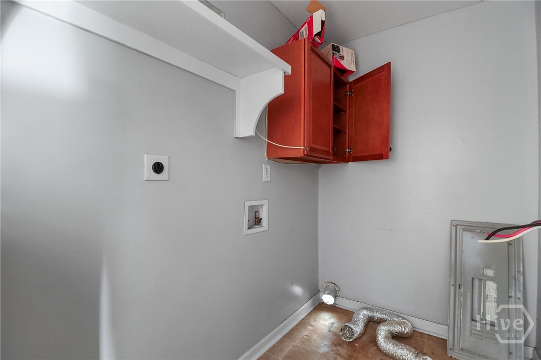 603 W 40th Street Property Photo 8
