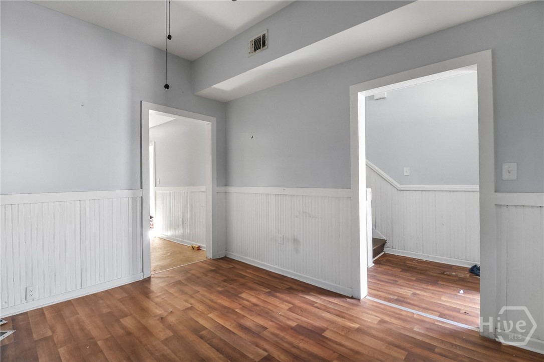 603 W 40th Street Property Photo 29
