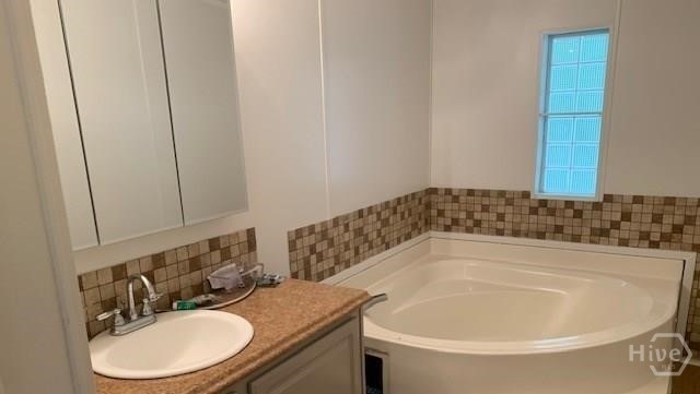 6234 - A Property Photo 36